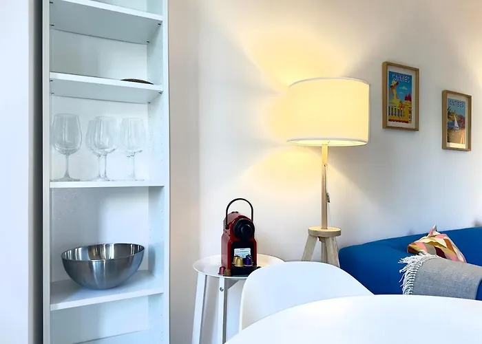 Spacious New And Terrace דירה